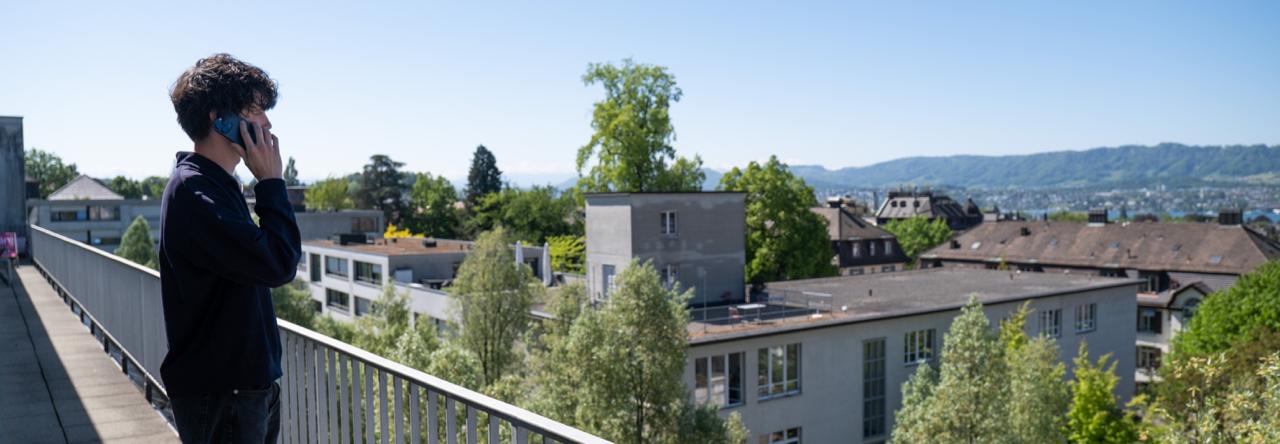 addvanto Office Terrasse mit Blick über Zürich